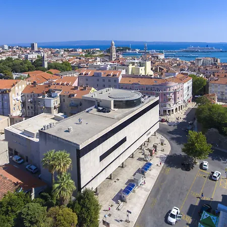 Prima Life Szálloda 4*